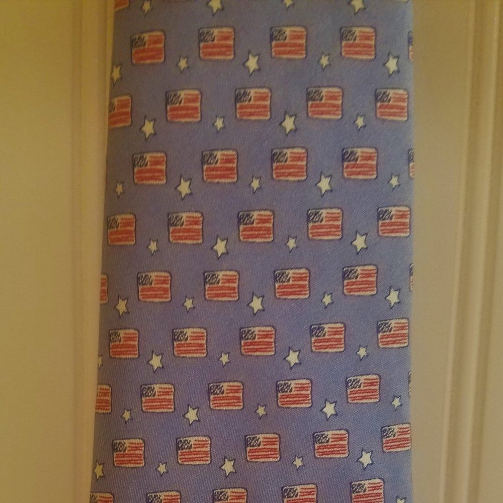 Vineyard Vines Flags and Stars Men's Silk Tie